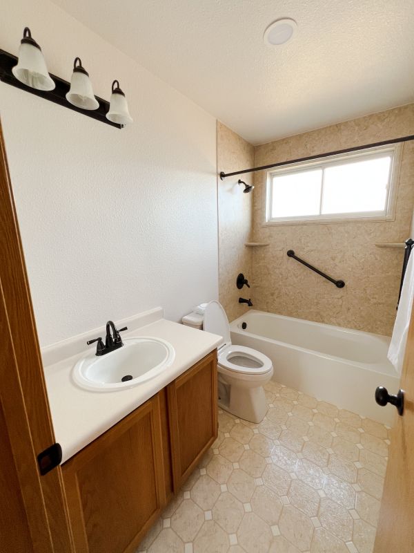 Top Bathroom Remodeling Companies in Lakeville, MN